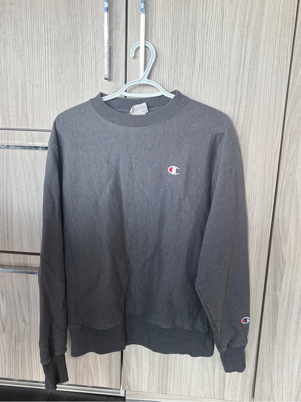 Champion Men's Crewneck Sweatshirt - Charcoal Gray